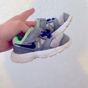 Toddler size 5C Nike tennis shoes athletic shoes